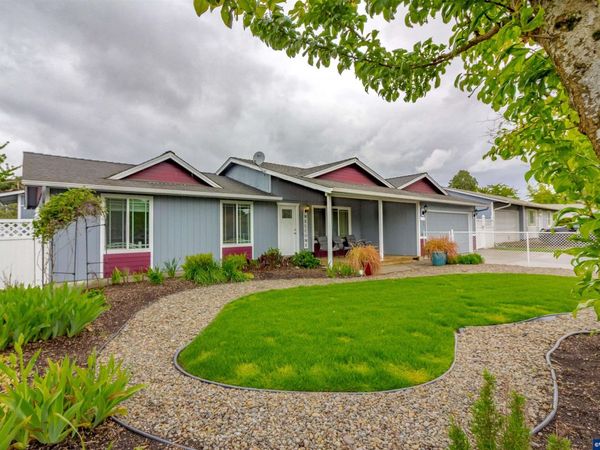 1233 Scepter Wy NE, Salem, OR 97301