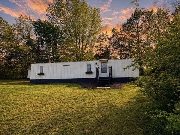 351 River Dr, Lobelville, TN 37097