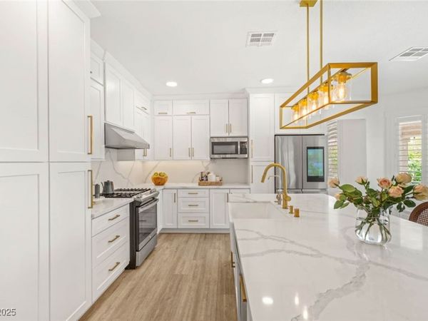 9615 Sedona Hills Court, Las Vegas, NV 89147