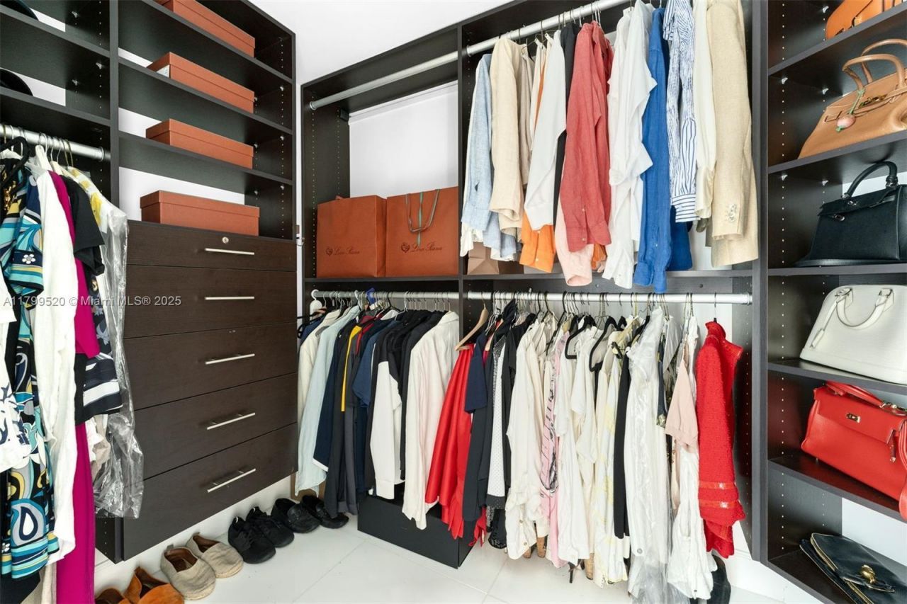 18201 Collins Ave, Unit 5206, Sunny Isles Beach, FL 33160 Photo