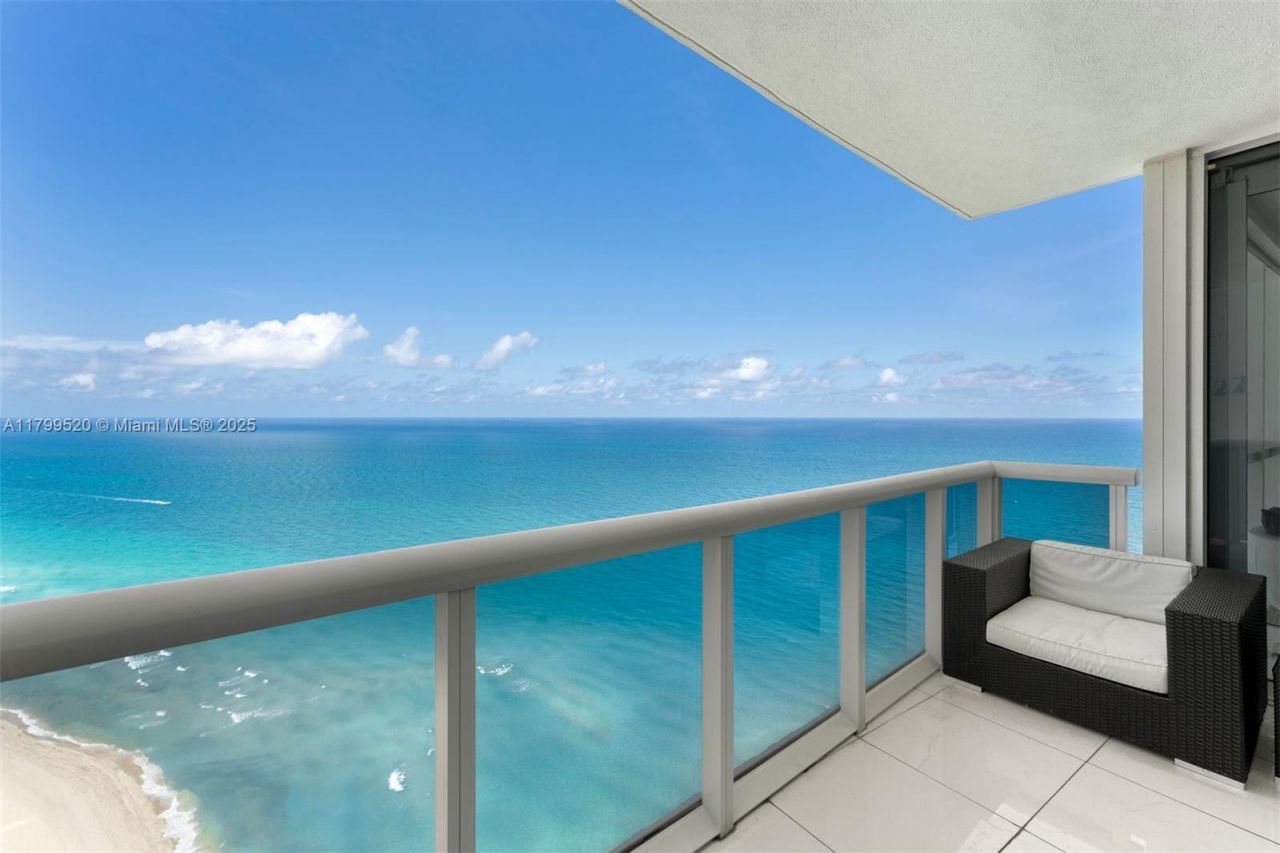 18201 Collins Ave, Unit 5206, Sunny Isles Beach, FL 33160 Photo