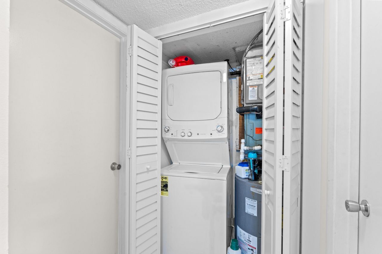 896 N Federal Highway, Unit 121, Lantana, FL 33462 Photo