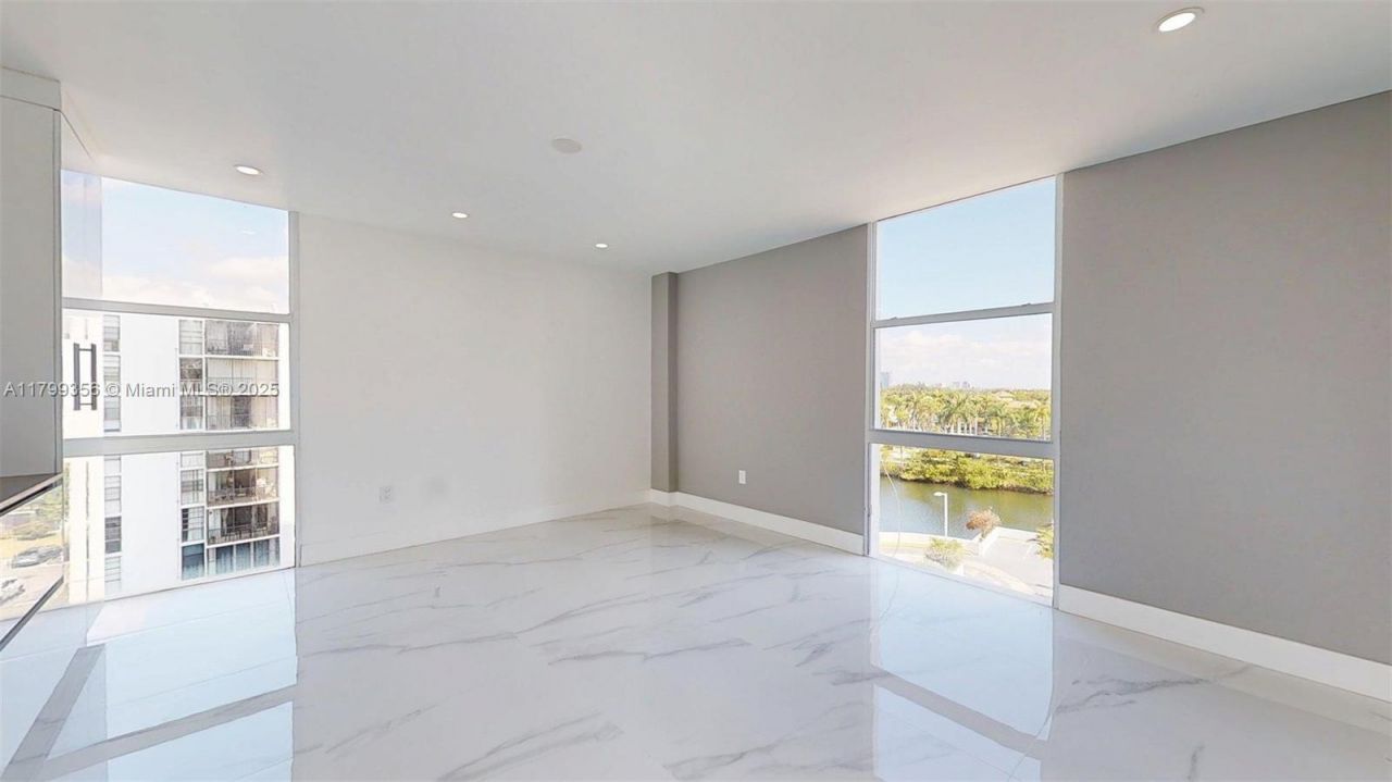 3625 N Country Club Dr, Unit 609, Aventura, FL 33180 Photo