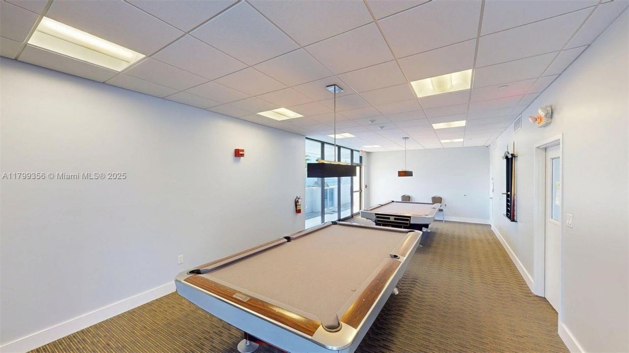 3625 N Country Club Dr, Unit 609, Aventura, FL 33180 Photo