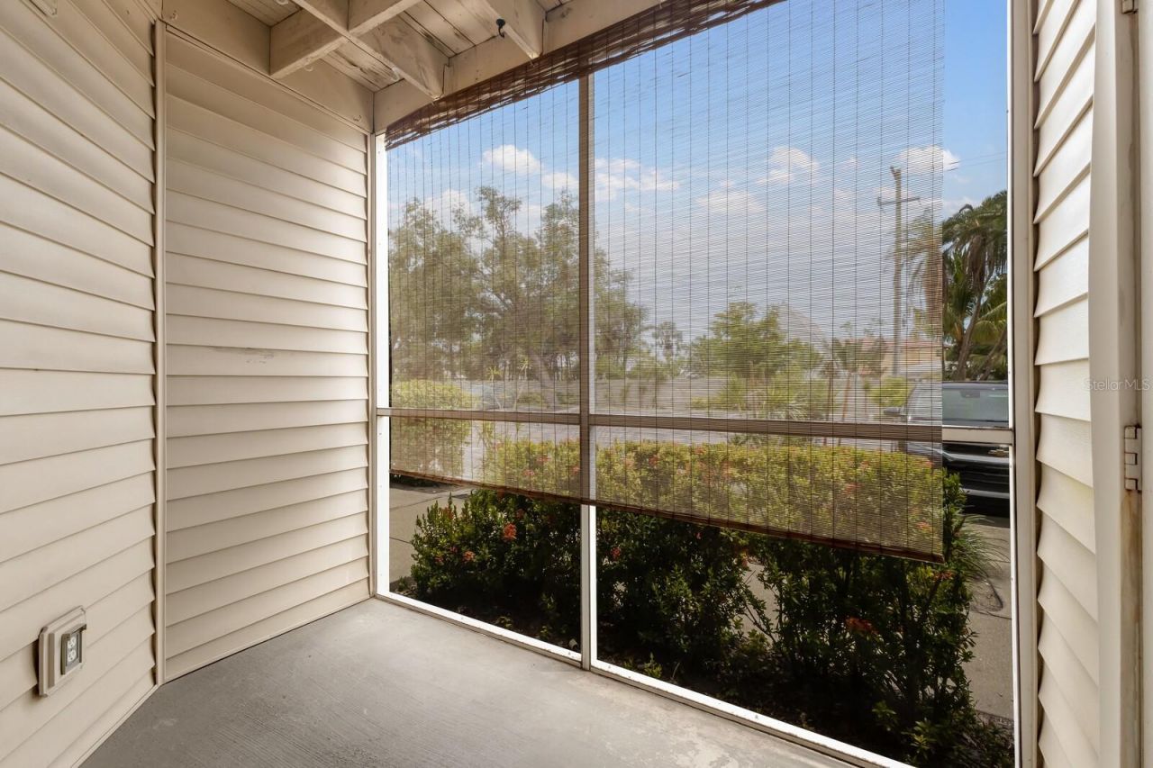 850 S Tamiami Trail, Unit 203, Sarasota, FL 34236 Photo