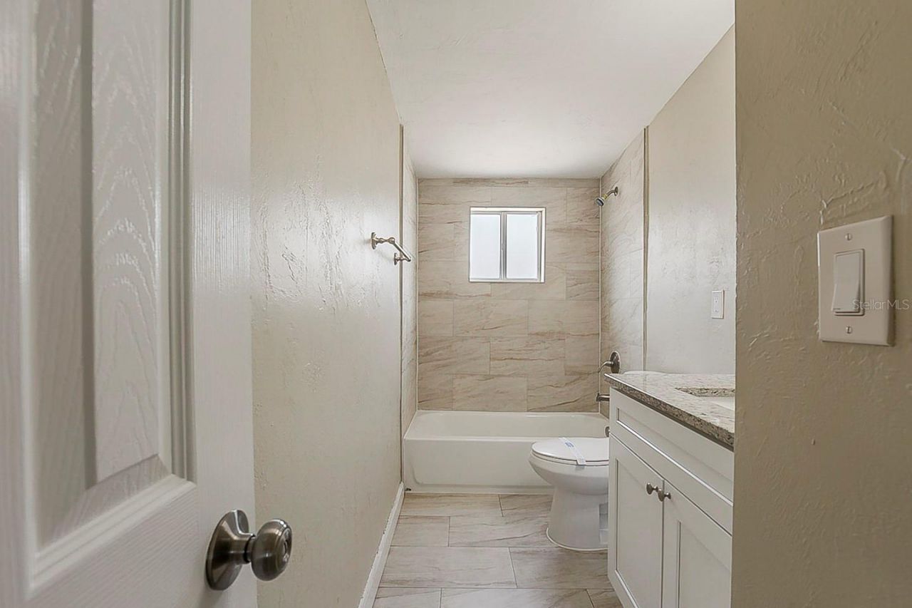 4010 Emerson Avenue S, Saint Petersburg, FL 33711 Photo