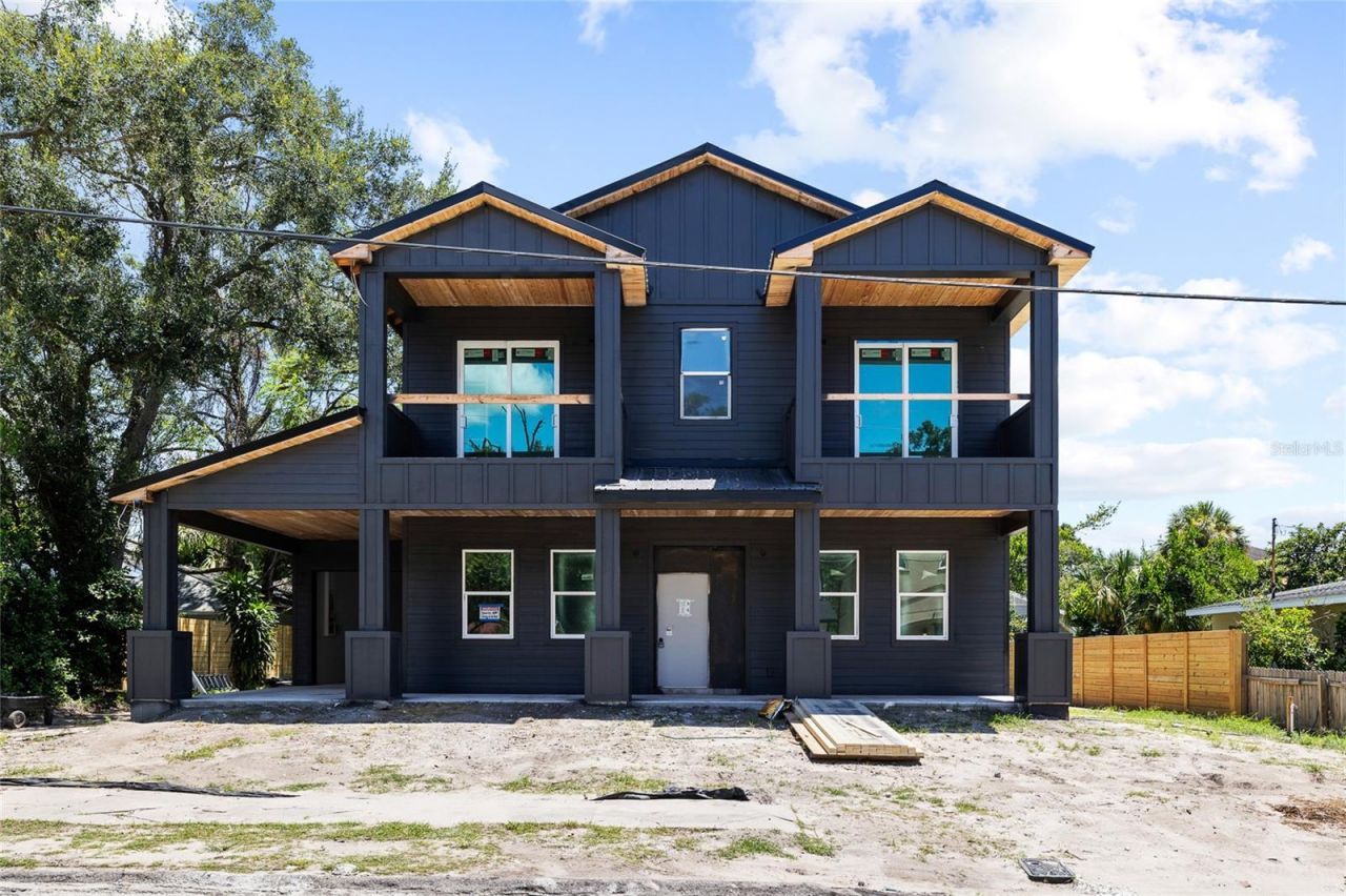 110 W Hiawatha Street, Tampa, FL 33604 Photo