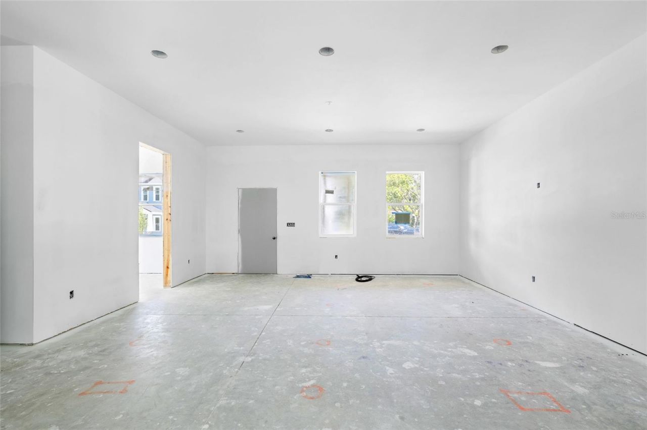 110 W Hiawatha Street, Tampa, FL 33604 Photo