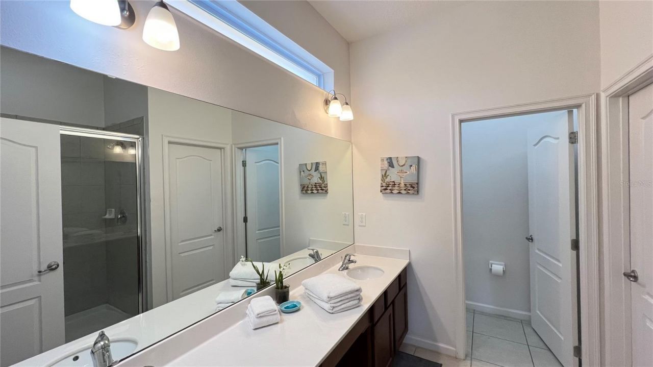 6041 Broad Oak Drive, Davenport, FL 33837 Photo