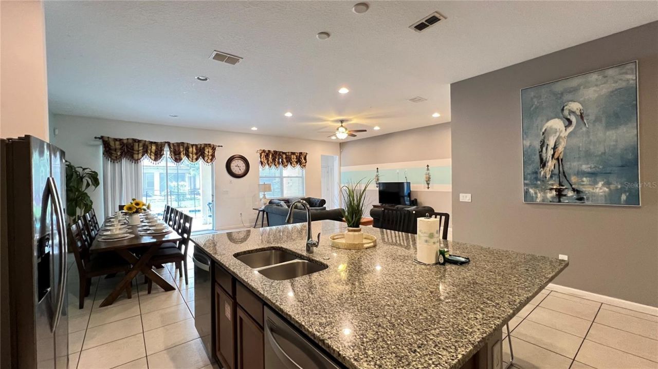 6041 Broad Oak Drive, Davenport, FL 33837 Photo