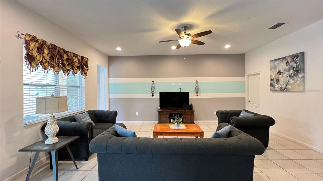 6041 Broad Oak Drive, Davenport, FL 33837 Photo