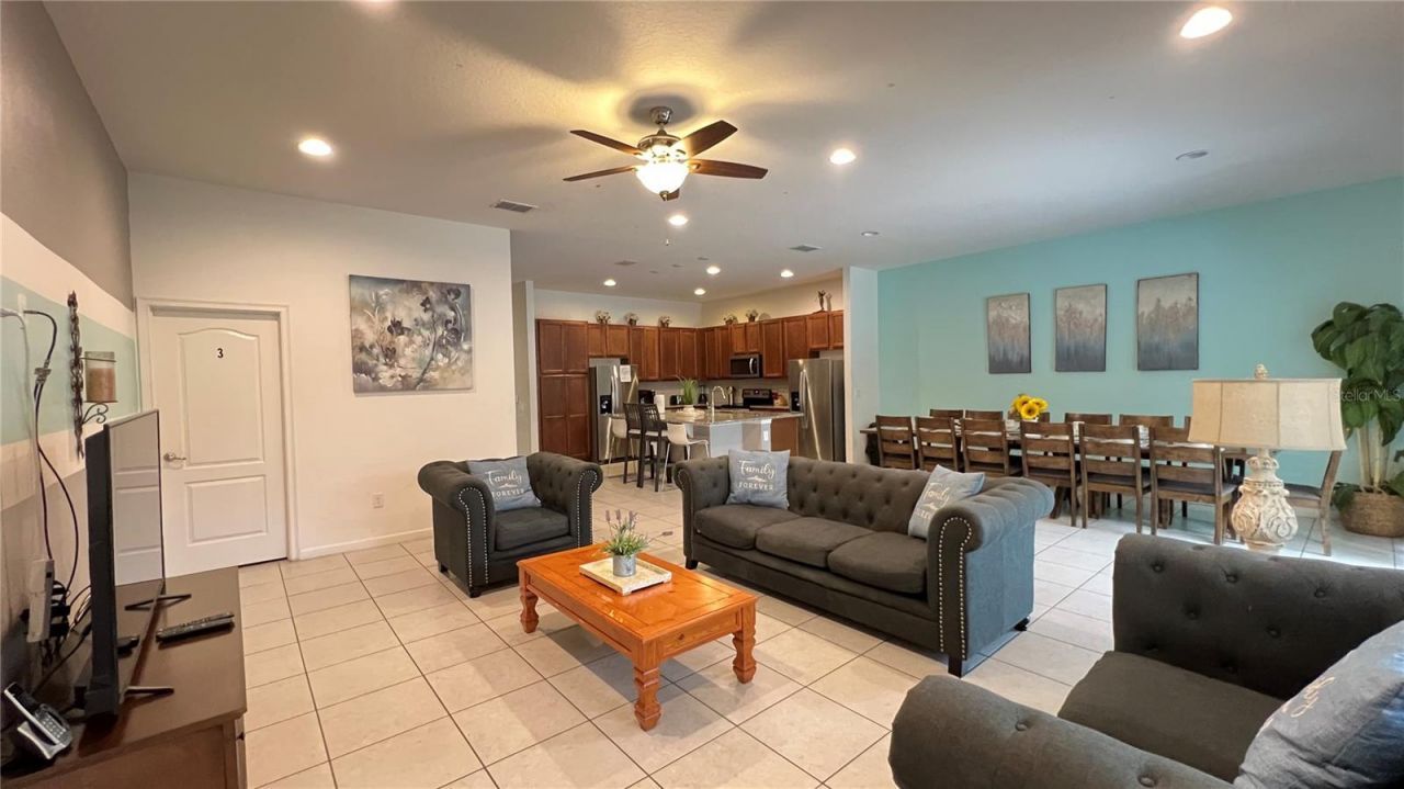 6041 Broad Oak Drive, Davenport, FL 33837 Photo