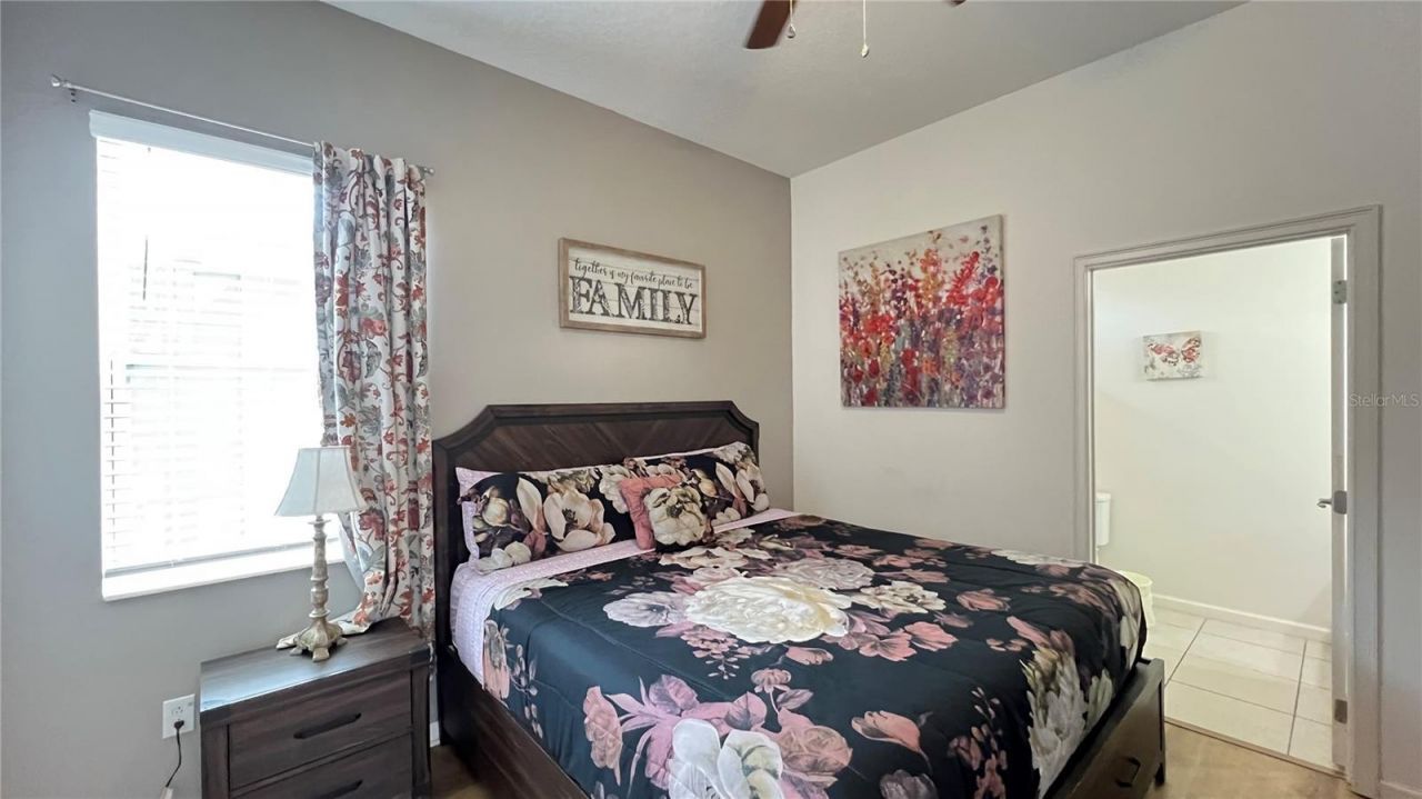 6041 Broad Oak Drive, Davenport, FL 33837 Photo