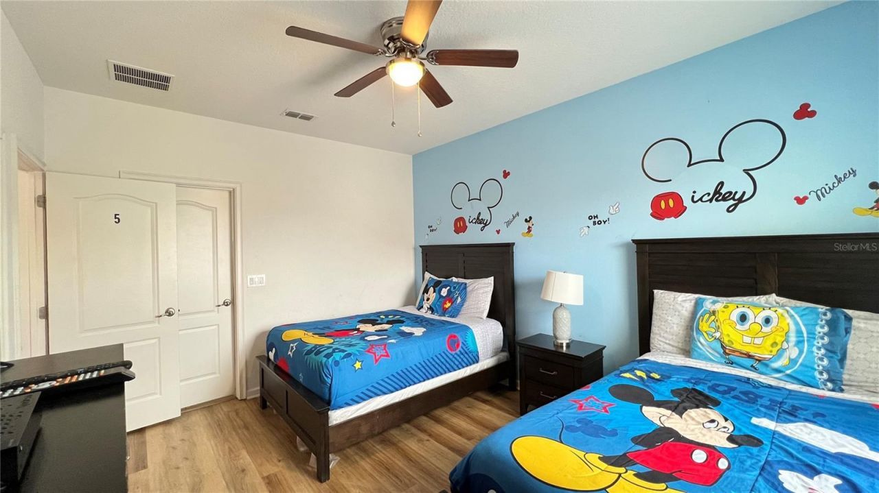 6041 Broad Oak Drive, Davenport, FL 33837 Photo