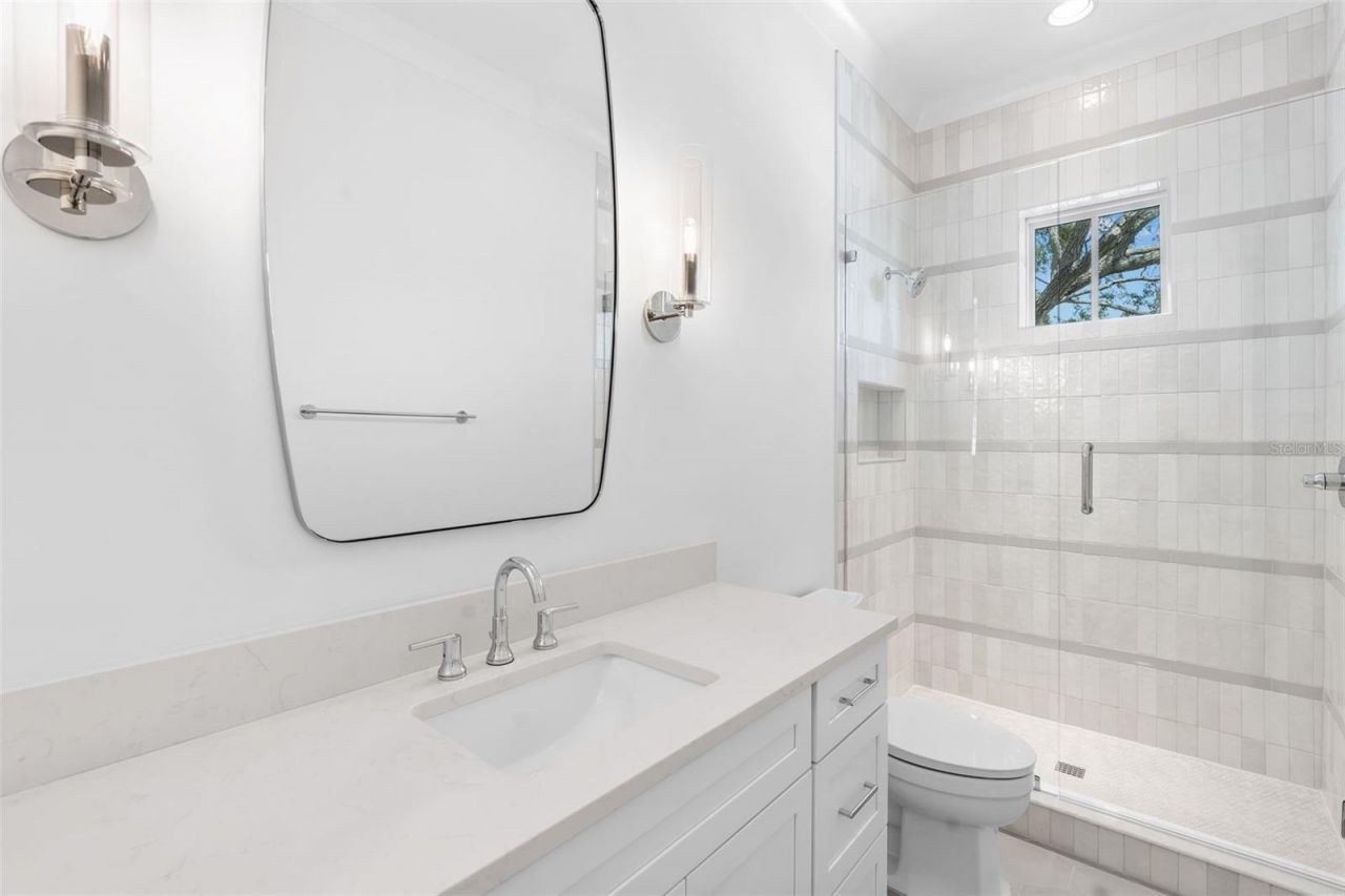 690 Geneva Place, Tampa, FL 33606 Photo