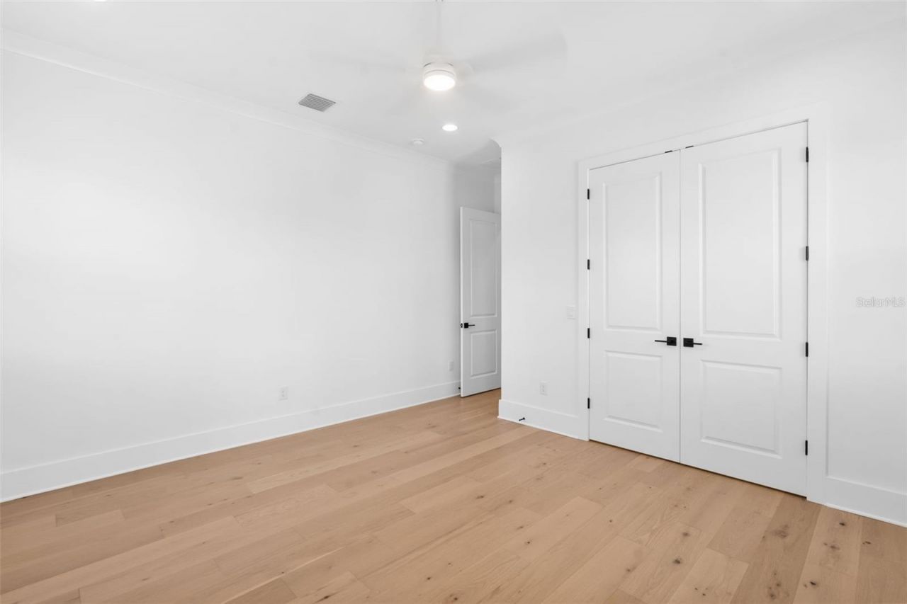 690 Geneva Place, Tampa, FL 33606 Photo