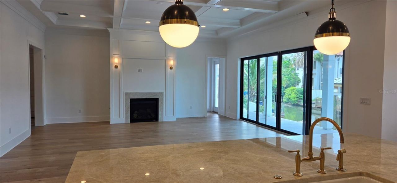 690 Geneva Place, Tampa, FL 33606 Photo