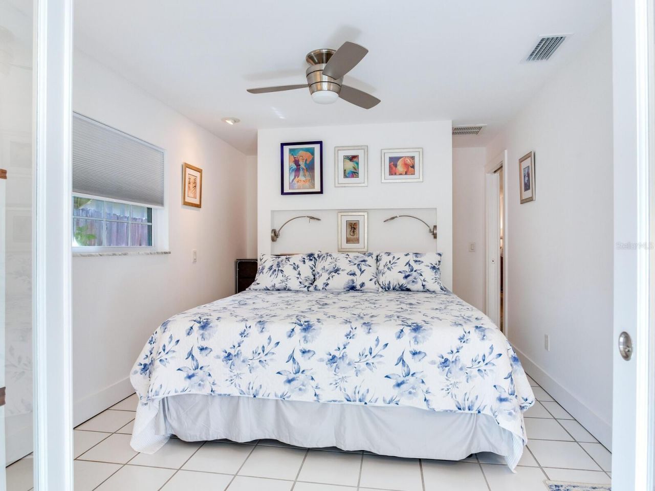 246 22nd Avenue Ne, Saint Petersburg, FL 33704 Photo