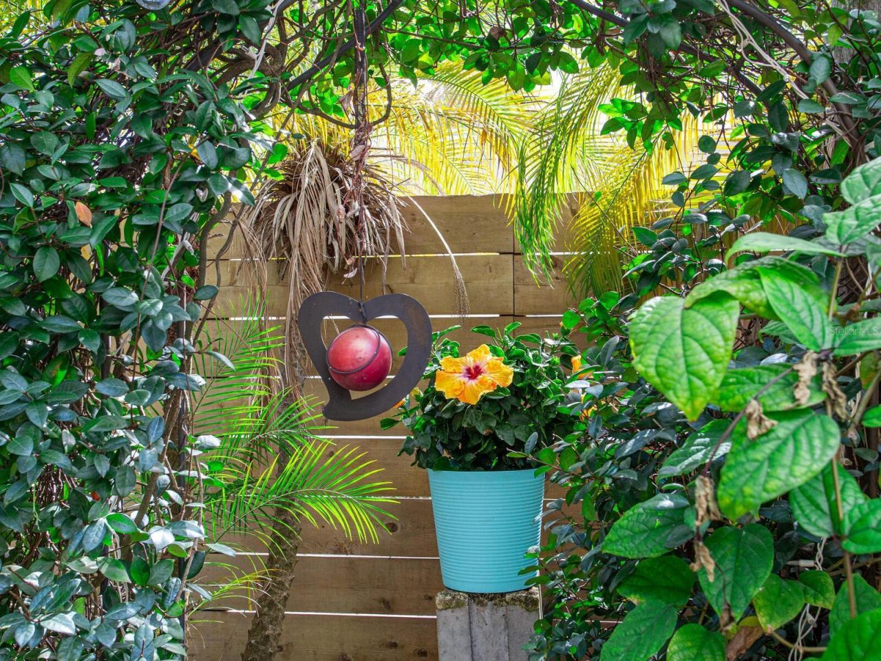 246 22nd Avenue Ne, Saint Petersburg, FL 33704 Photo