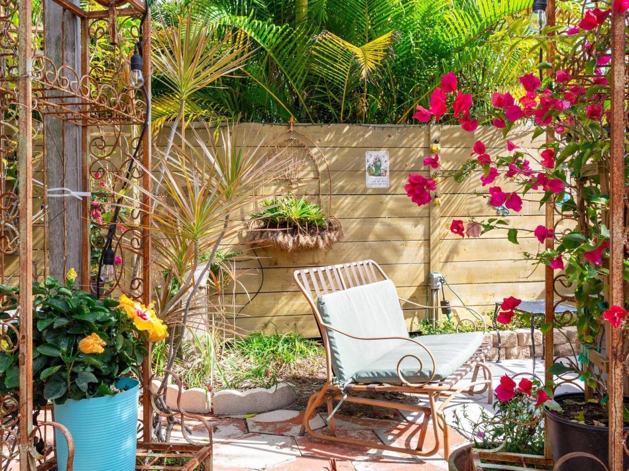 246 22nd Avenue Ne, Saint Petersburg, FL 33704 Photo