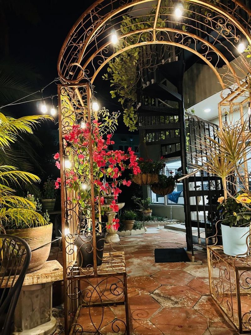 246 22nd Avenue Ne, Saint Petersburg, FL 33704 Photo