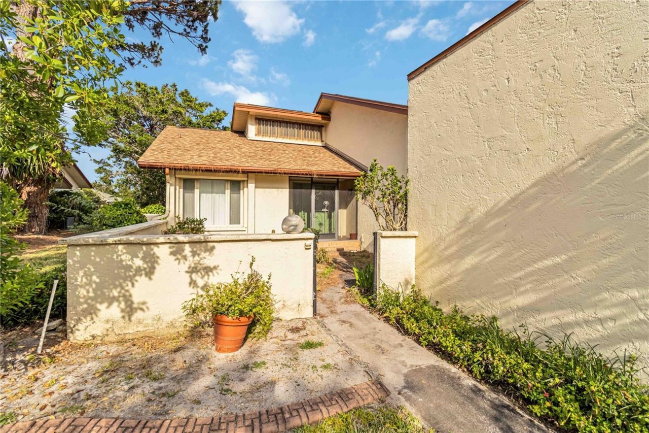 6203 Courtside Drive, Unit 21, Bradenton, FL 34210 Photo