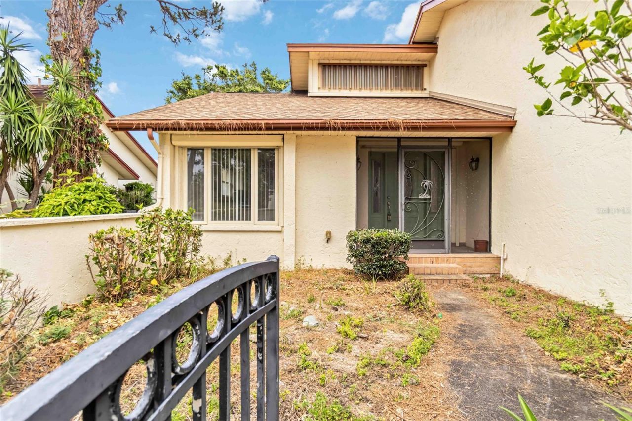 6203 Courtside Drive, Unit 21, Bradenton, FL 34210 Photo