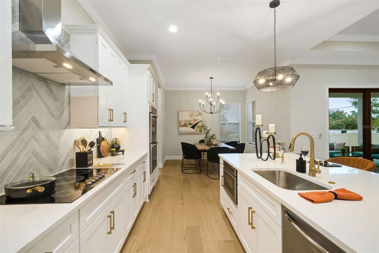 5390 Clubhouse Hills Lane, Lakeland, FL 33812 Photo