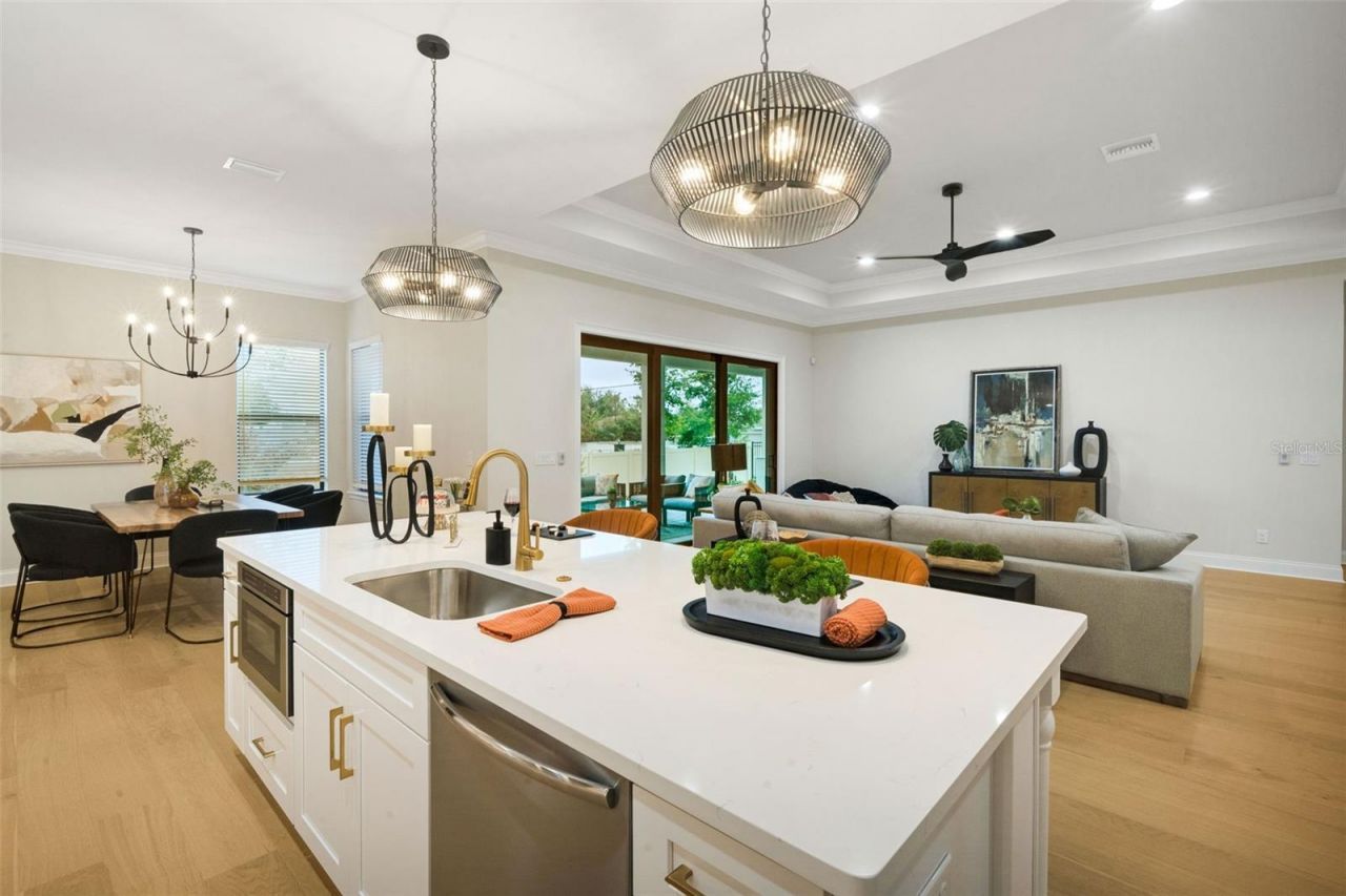 5390 Clubhouse Hills Lane, Lakeland, FL 33812 Photo