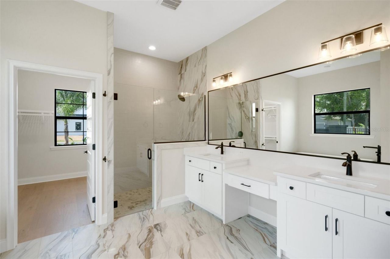 5390 Clubhouse Hills Lane, Lakeland, FL 33812 Photo