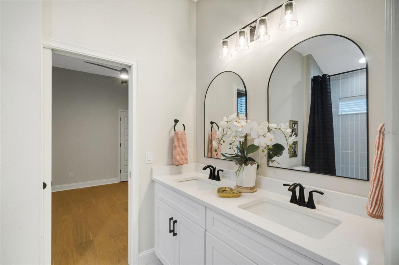 5390 Clubhouse Hills Lane, Lakeland, FL 33812 Photo