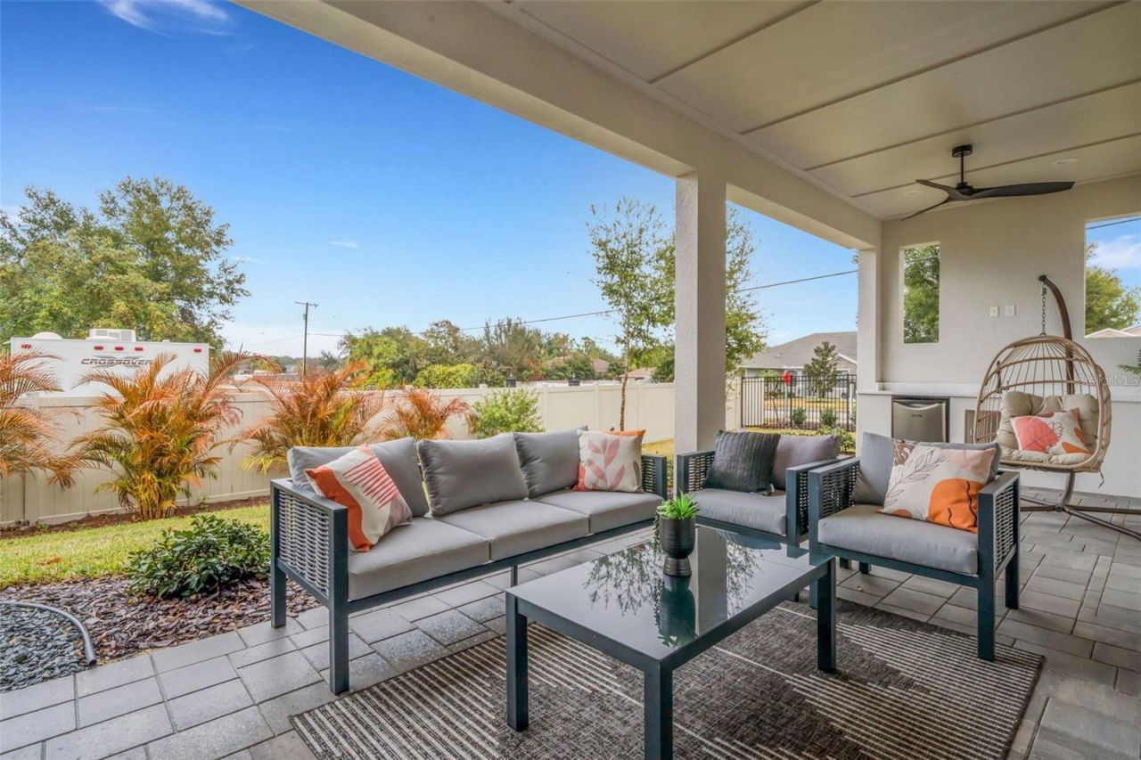 5390 Clubhouse Hills Lane, Lakeland, FL 33812 Photo