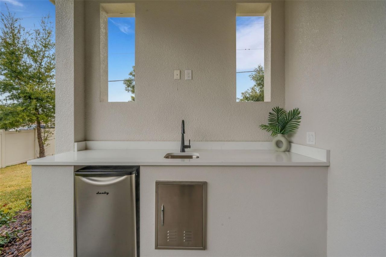 5390 Clubhouse Hills Lane, Lakeland, FL 33812 Photo