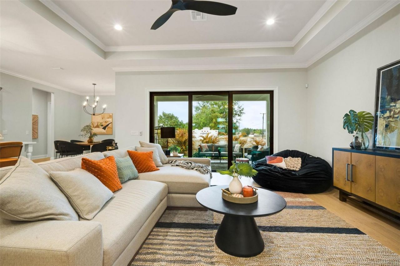 5390 Clubhouse Hills Lane, Lakeland, FL 33812 Photo