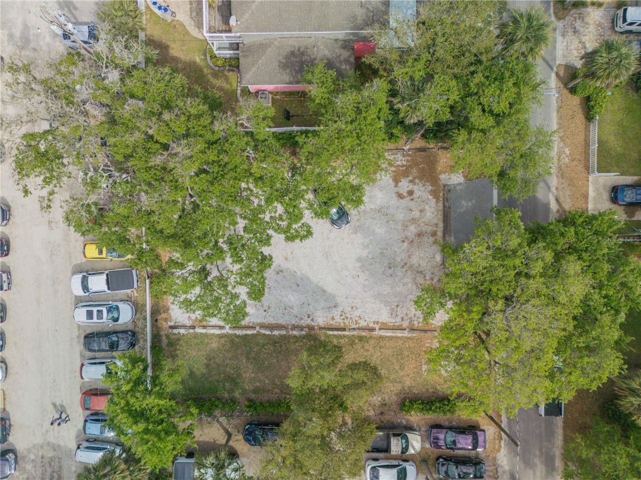 214 Columbus Avenue, New Smyrna Beach, FL 32169 Photo