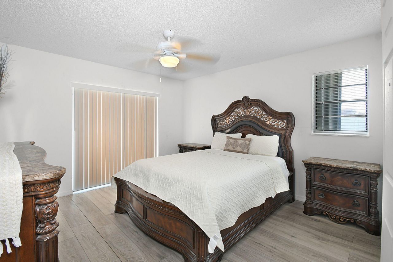 397 NE Gulfstream Avenue, Port Saint Lucie, FL 34983 Photo