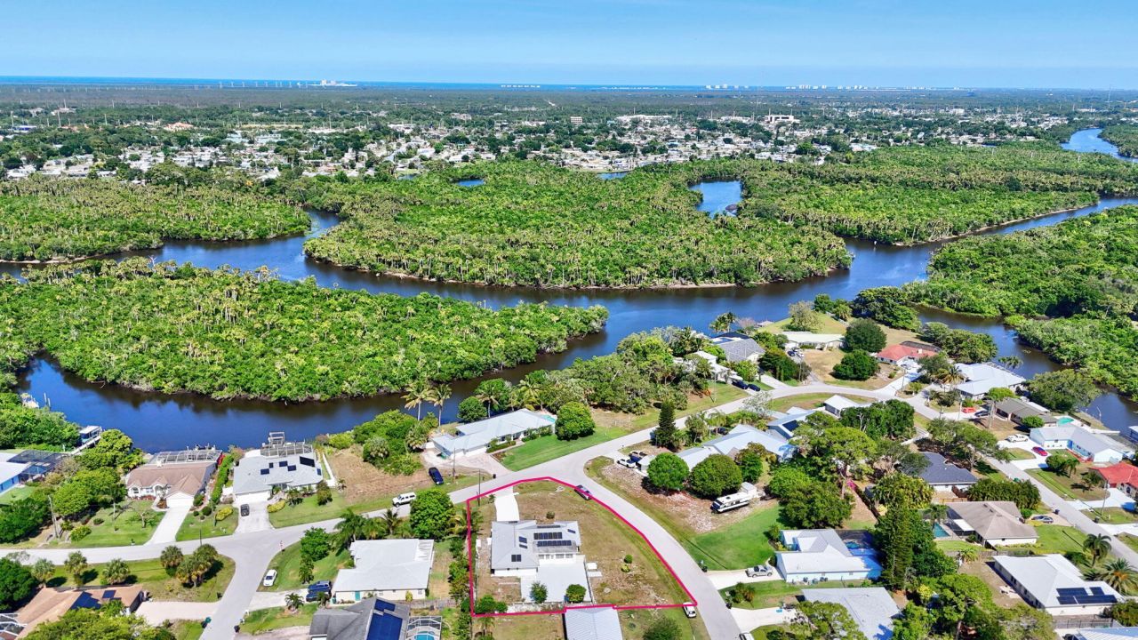 397 NE Gulfstream Avenue, Port Saint Lucie, FL 34983 Photo