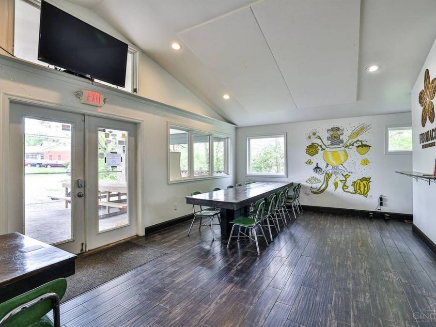 Property Image 37