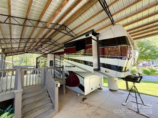 177 Finch Way, West Jefferson, NC 28694