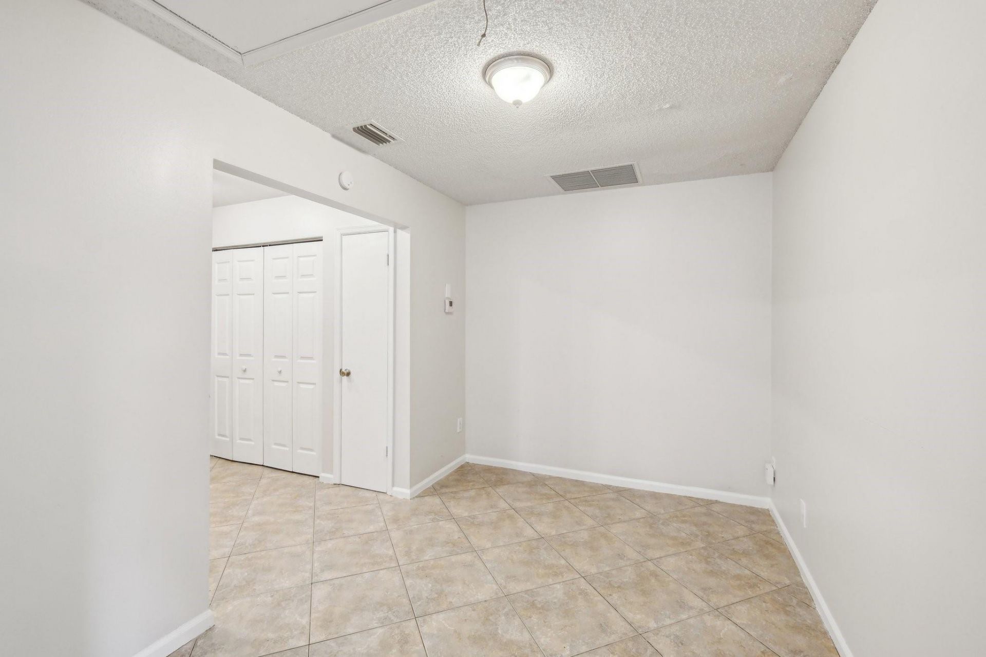 1091 Manor Drive, Palm Springs, FL 33461 Photo