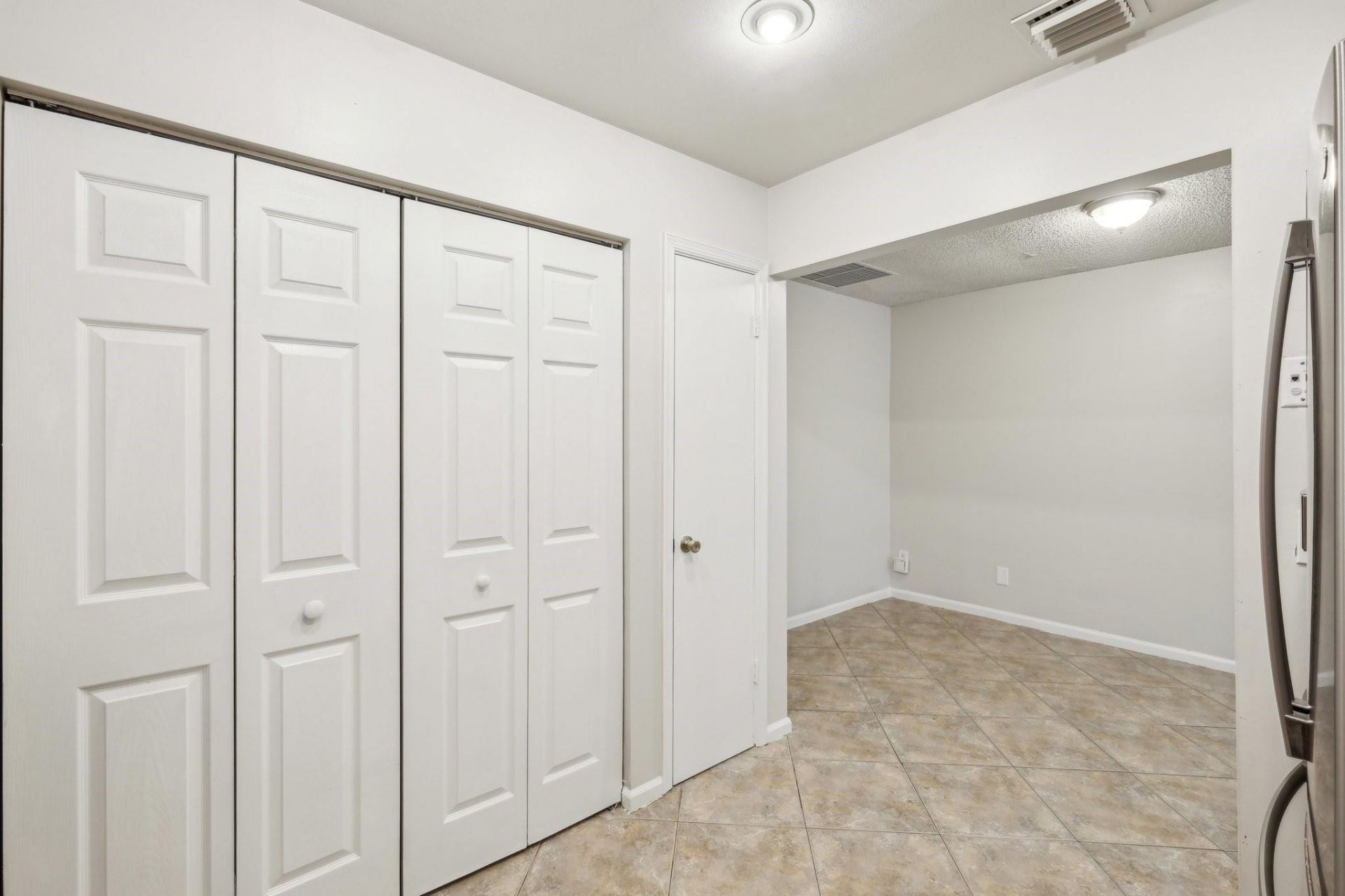 1091 Manor Drive, Palm Springs, FL 33461 Photo