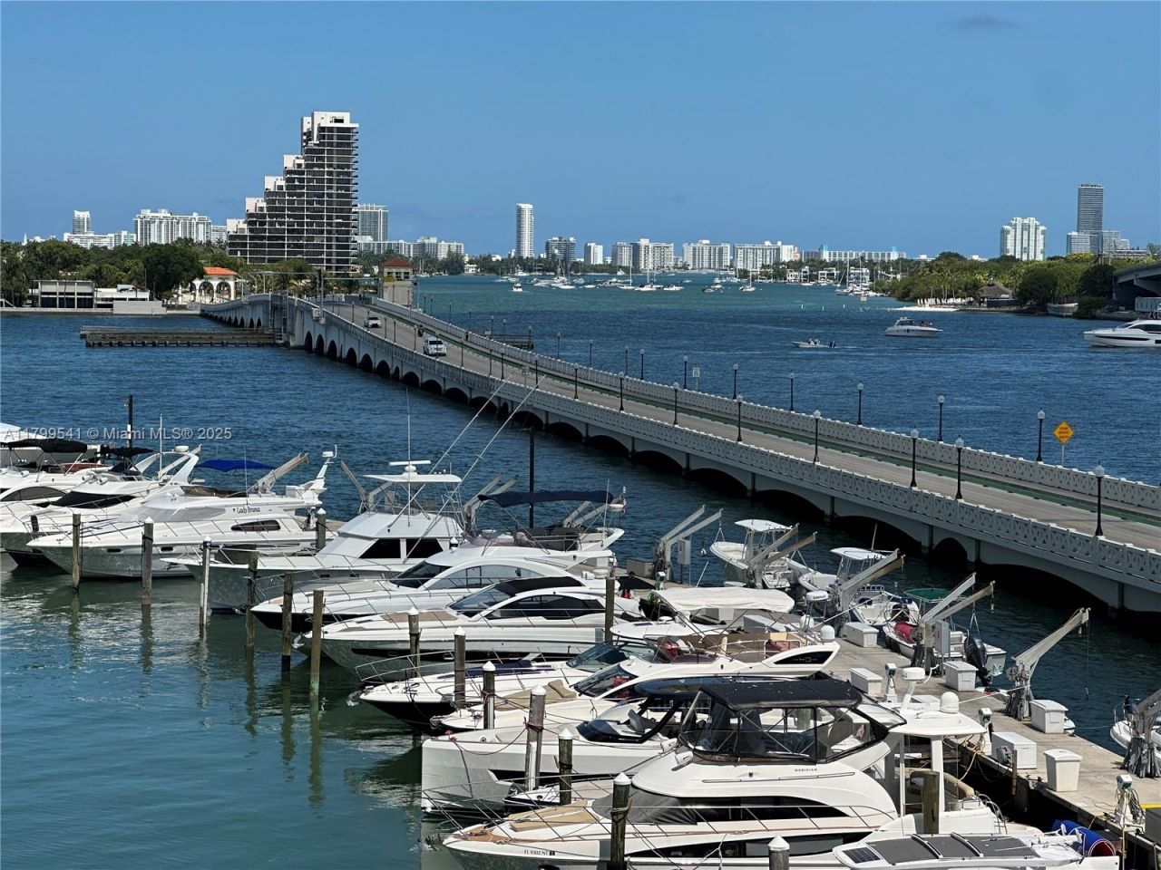 555 NE 15th St, Unit 508, Miami, FL 33132 Photo