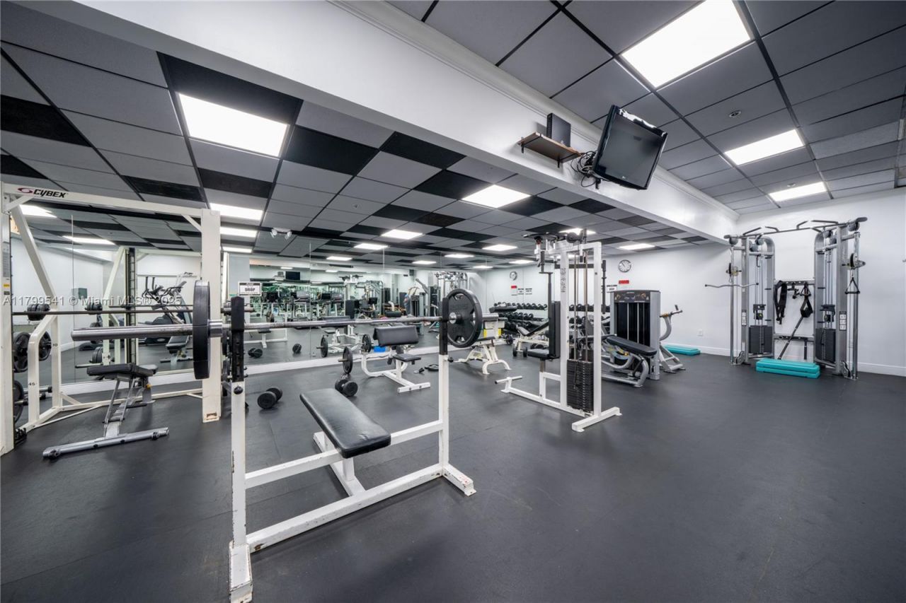 555 NE 15th St, Unit 508, Miami, FL 33132 Photo