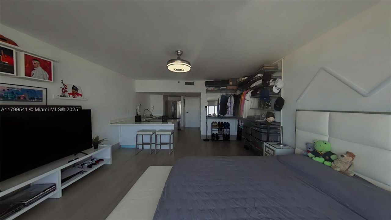 555 NE 15th St, Unit 508, Miami, FL 33132 Photo