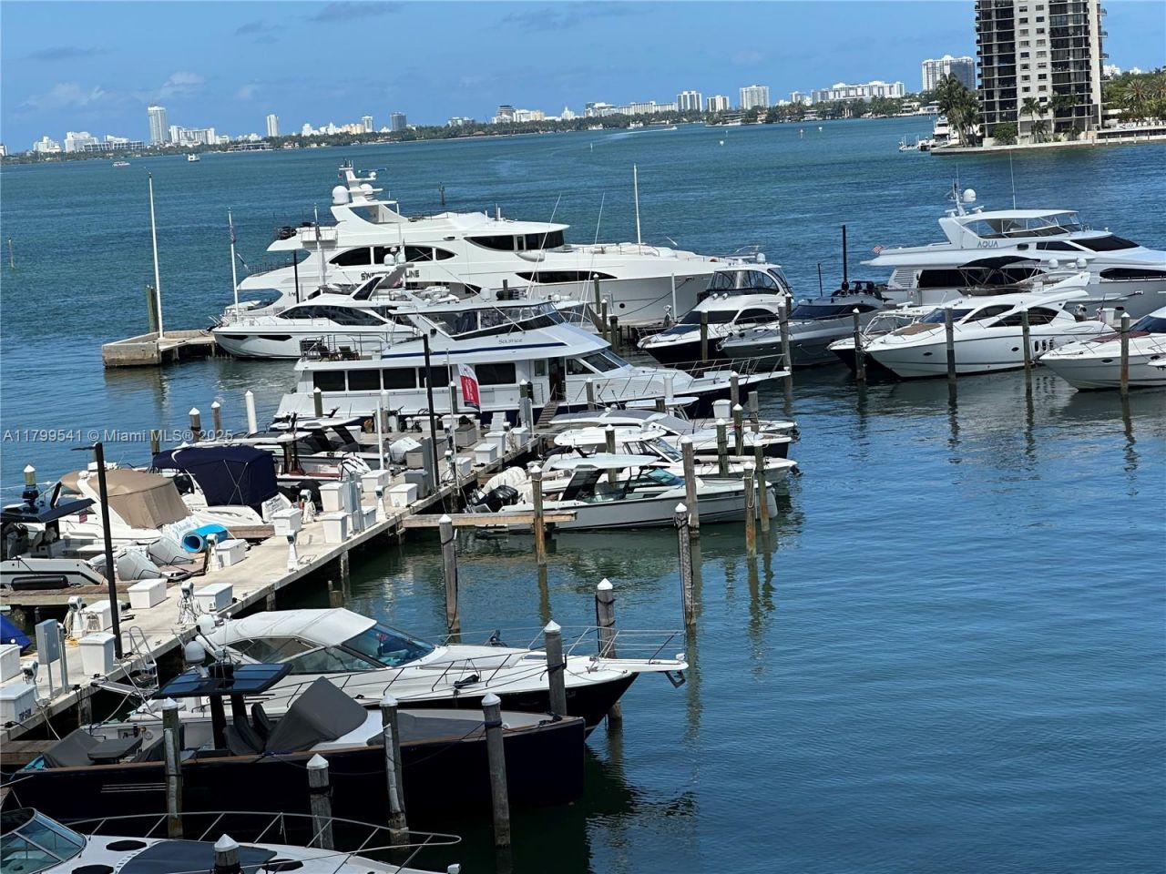 555 NE 15th St, Unit 508, Miami, FL 33132 Photo