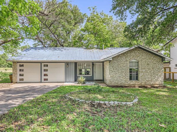 906 Hermitage DR, Austin, TX 78753
