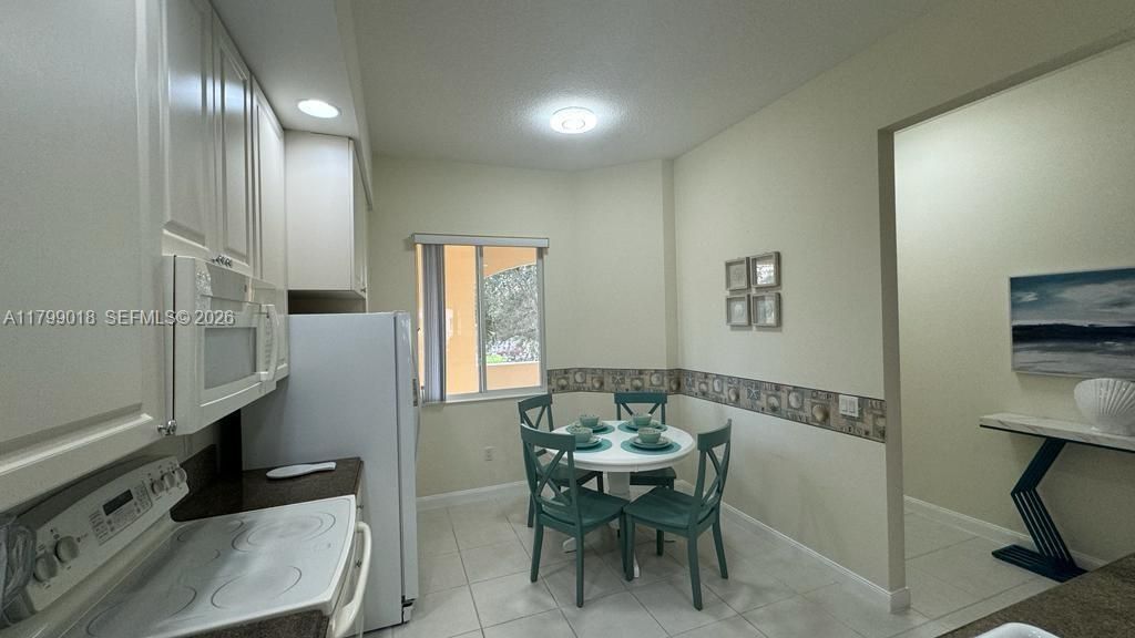 19 W Harbour Isle Dr W, Unit 201, Fort Pierce, FL 34949 Photo