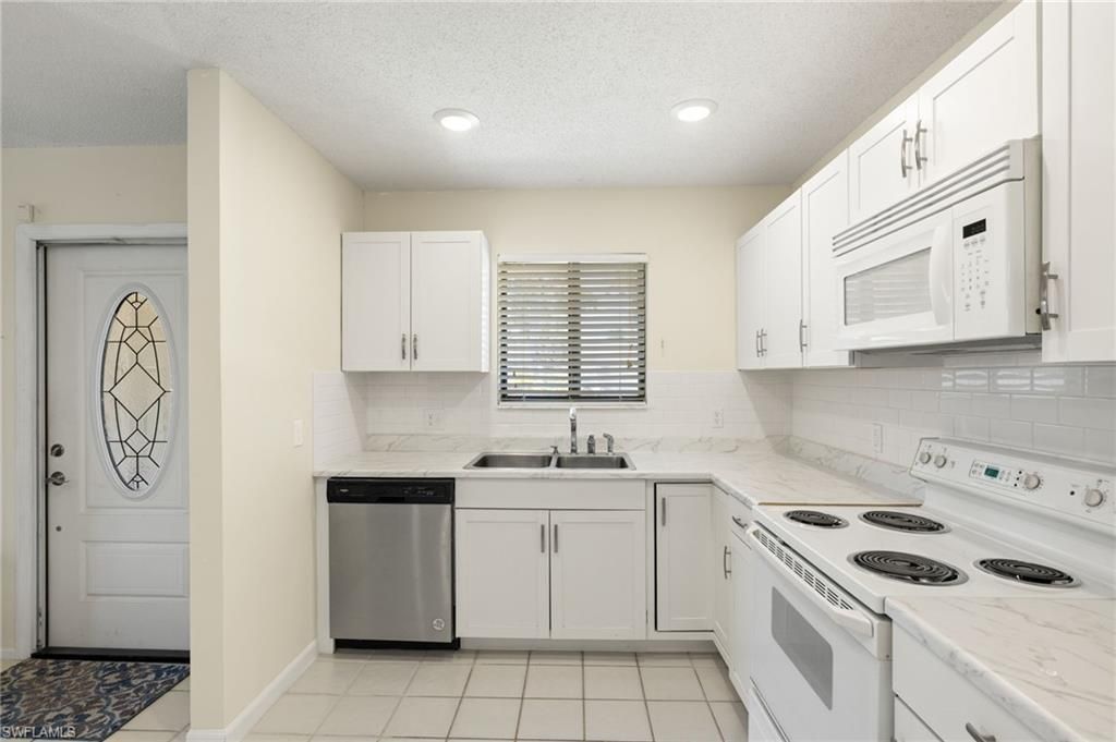 7136 Blanquilla Ct, Fort Myers, FL 33908 Photo