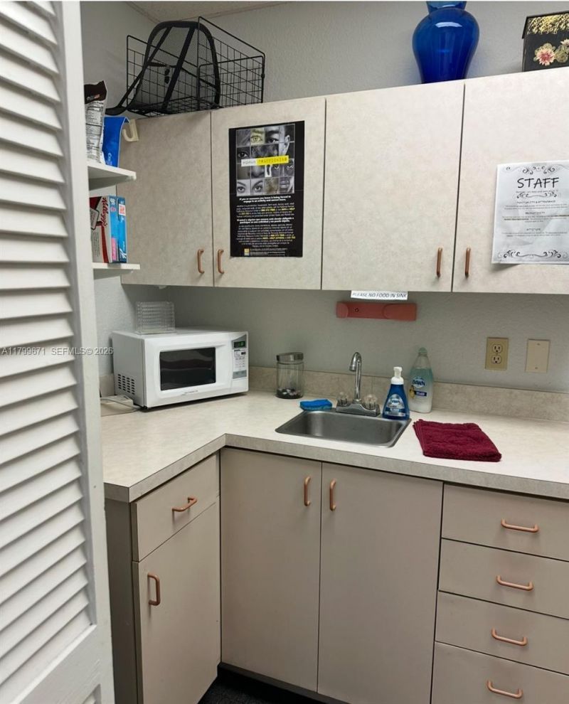 8955 SW 87th Ct, Unit 101, Miami, FL 33176 Photo