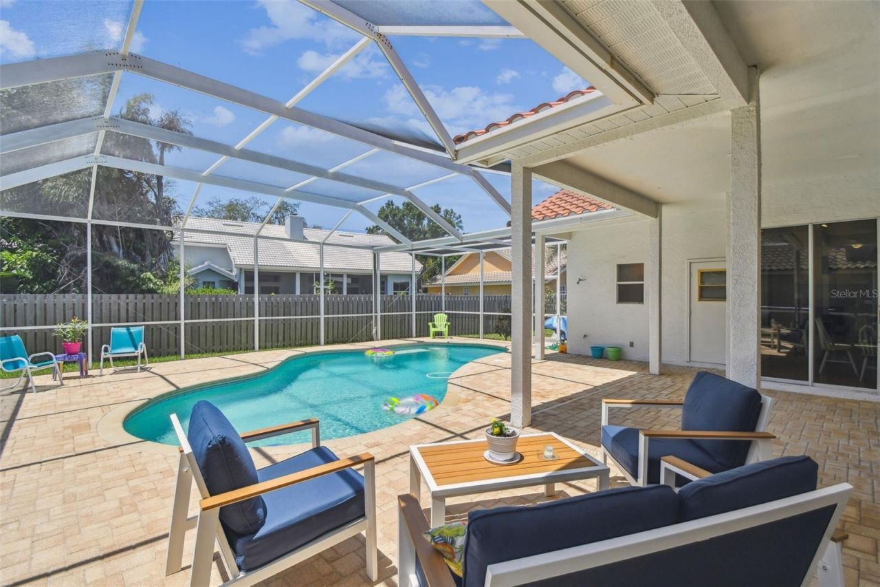 5001 Queen Palm Terrace Ne, Saint Petersburg, FL 33703 Photo